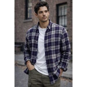 American Eagle Men's M Purple Plaid Casual Flannel Button Down Shirt